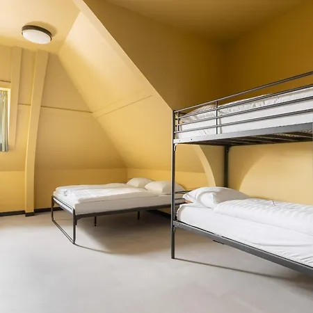 ホステル Cooldocks